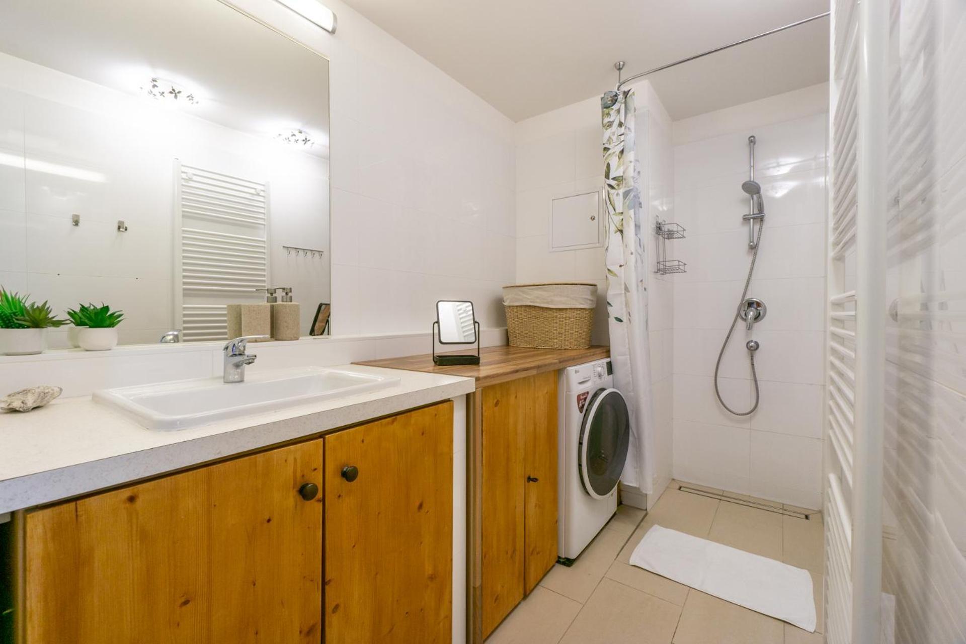 Apartment With Garden Close To Stadthalle, Westbahnhof 维也纳 外观 照片
